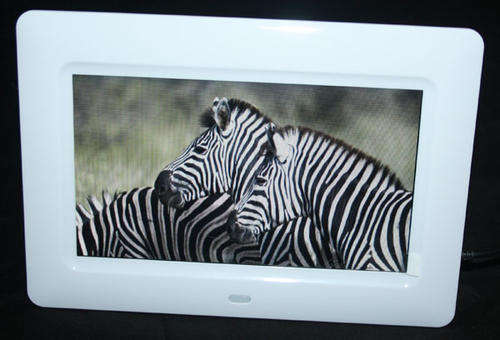 7 inch Digital Photo frame, with Remote