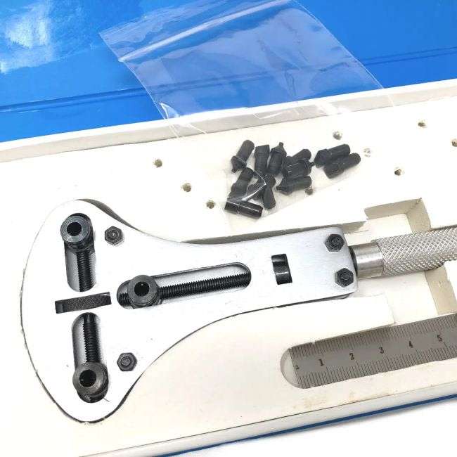 Jumbo Watch Case Opener