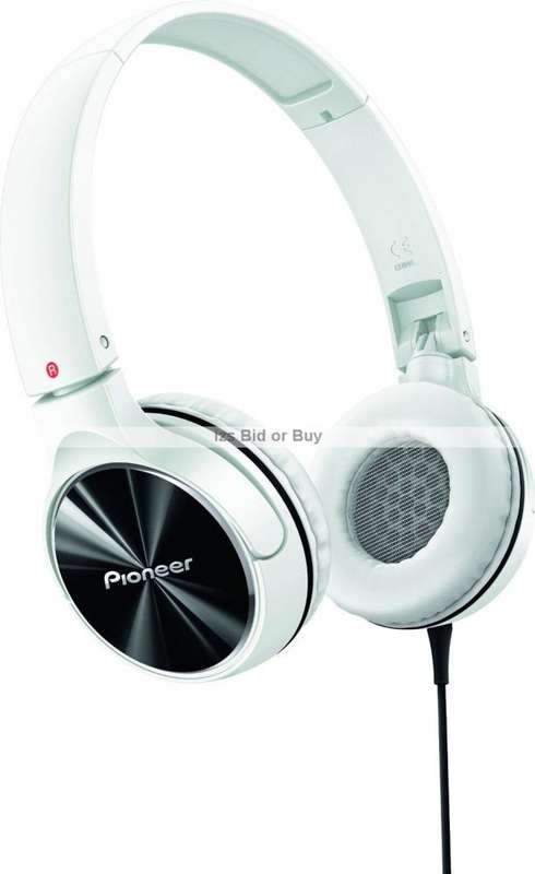 Pioneer Stereo Headphones - White ***NO RESERVE*** WOW