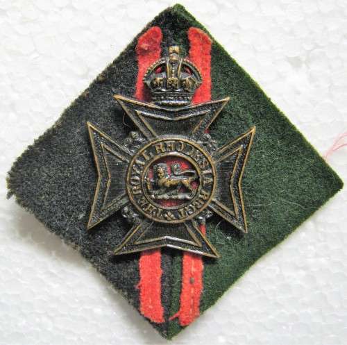 ROYAL RHODESIA REGIMENT 2ND BATTALION CAP BADGE  - KINGS CROWN WORN 1947 -1956