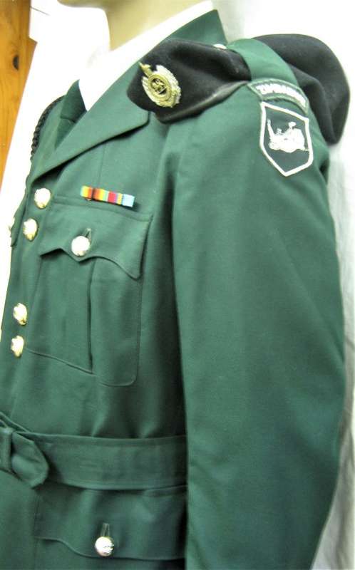 RHODESIAN BUSH WAR ENGINEERS DRESS GREENS UNIFORM WITH ALL BADGES, BERET, LANYARD & TIE - IMMACULATE