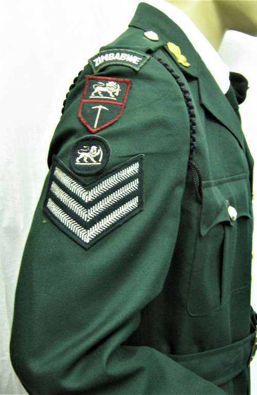RHODESIAN BUSH WAR ENGINEERS DRESS GREENS UNIFORM WITH ALL BADGES, BERET, LANYARD & TIE - IMMACULATE