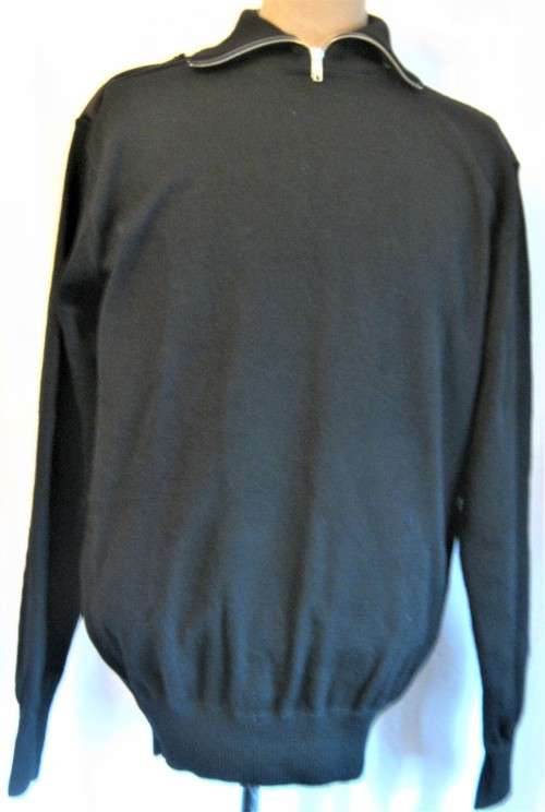 S.A. NAVY SUBMARINER TURTLE NECK PURE WOOL JERSEY WITH EPAULETTES SIZE 112 (XL) IN UNUSED CONDITION