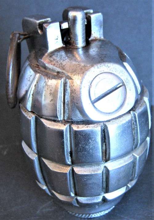 WW2 MK1 HAND GRENADE DATED 1941 - HAS BEEN CHROMED AND SPLIT TO MAKE AN ASHTRAY ? VERY GOOD COND