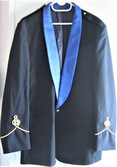 OLD SAP MESS DRESS JACKET IN VERY GOOD CONDITION - SIZE LARGE, SEE BELOW FOR MEASUREMENTS