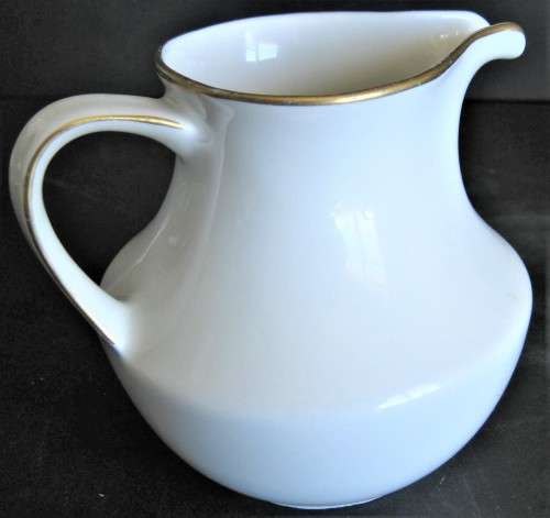 OLD S.A. NAVY MILK JUG 9 CM HIGH - SLIGHT CRACK ON HANDLE OTHERWISE VERY GOOD CONDITION