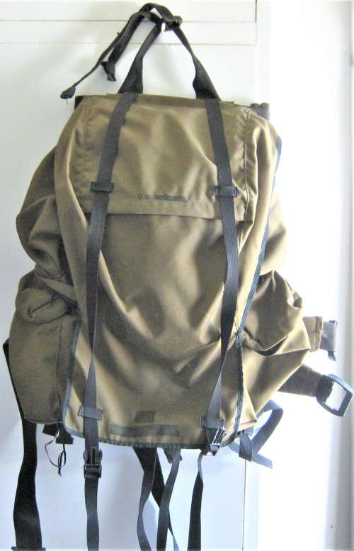OLD SADF 83 PATTERN RUCKSACK WITH `H` FRAME AND ALL BELTS AND BUCKLES IN VERY GOOD CONDITION