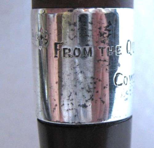 COLLECTABLE SEAMANS PIPE WITH SILVER RING BY L & Co INSCRIBED `FROM THE QUEEN OF SPAIN. COWES 1912`