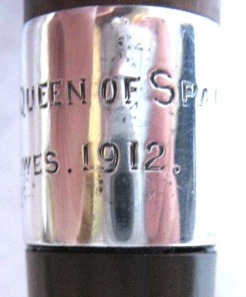 COLLECTABLE SEAMANS PIPE WITH SILVER RING BY L & Co INSCRIBED `FROM THE QUEEN OF SPAIN. COWES 1912`