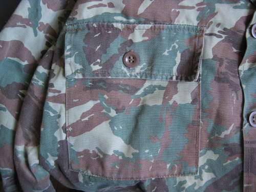 ORIGINAL OLD SADF 32 BATTALION AND RECCE CAMO SHIRT SIZE LARGE IN VERY GOOD CONDITION - SEE BELOW