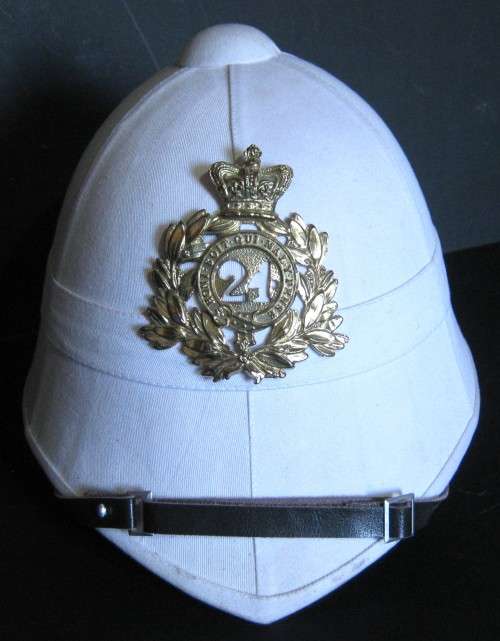 REPLICA ZULU WAR ERA BRITISH PITH HELMET WITH `HONI SOIT QUI MALY PENSE - 24` BADGE - ADJUSTABLE