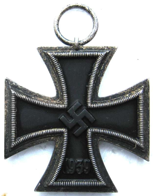 WW2, 55 MARKED IRON CROSS 2ND CLASS BY J.E. HAMMER & SOHNE WITH RIBBON IN VERY GOOD CONDITION