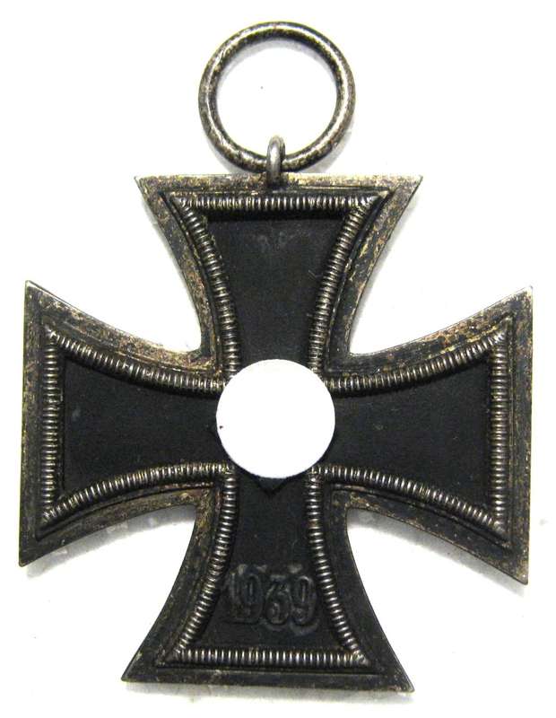WW2, 55 MARKED IRON CROSS 2ND CLASS BY J.E. HAMMER & SOHNE WITH RIBBON IN VERY GOOD CONDITION