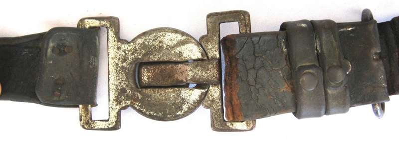 UNIVERSAL TYPE KINGS CROWN POST 1902 LEATHER, CHROMED, MILITARY BELT 100 CM IN USED CONDITION