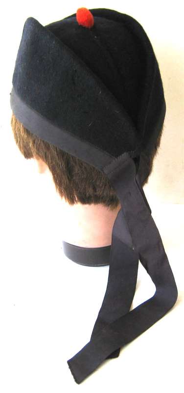 GLENGARRY SIDE CAP WITHOUT BADGE SIZE 57 CM IN VERY GOOD USED CONDITION