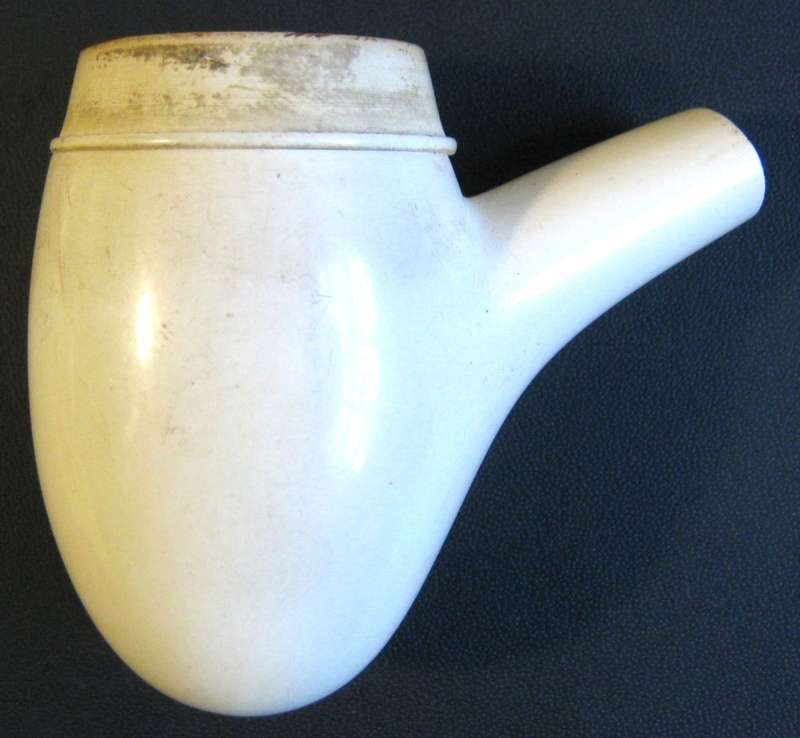 OLD MEERSCHAUM PIPE WITHOUT STEM IN IT`S CASE IN VERY GOOD CONDITION