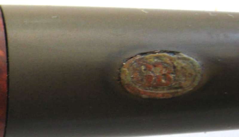 LONDON GBD NEW STANDARD PIPE 15 CM LONG, BOWL HIGHT 3CM, WIDTH 3CM  IN VERY GOOD CONDITION