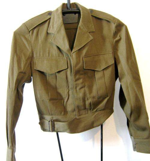 (RELISTED NON-PAYMENT) OLD SADF BUNNY JACKET IN EXCELLENT CONDITION - SIZE 36 LONG - DATED 1965