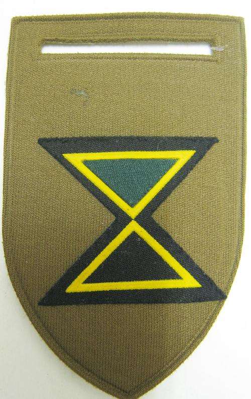 SADF INFANTRY "HQ" COMPANY TUPPERWARE FLASH WITH PIN AS NEW