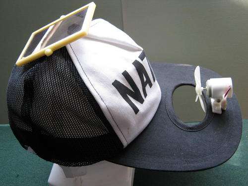 COLLECTABLE NATAL SUPPORTERS CAP WITH SOLAR GENERATED FAN - STILL WORKS!!!!!!!!!