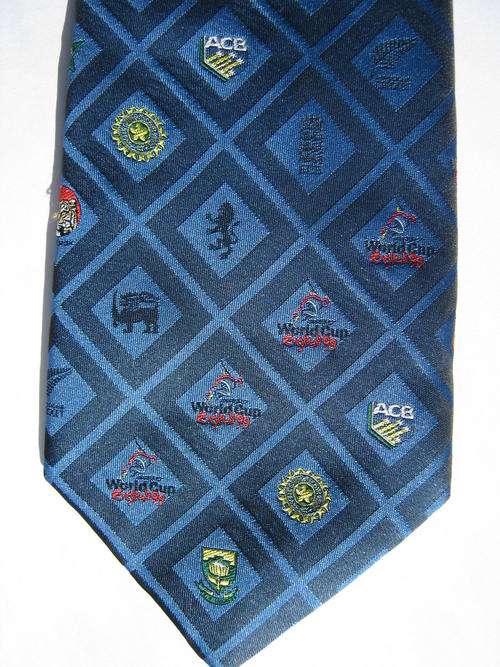1999 CRICKET WORLD CUP TIE - Very good condition