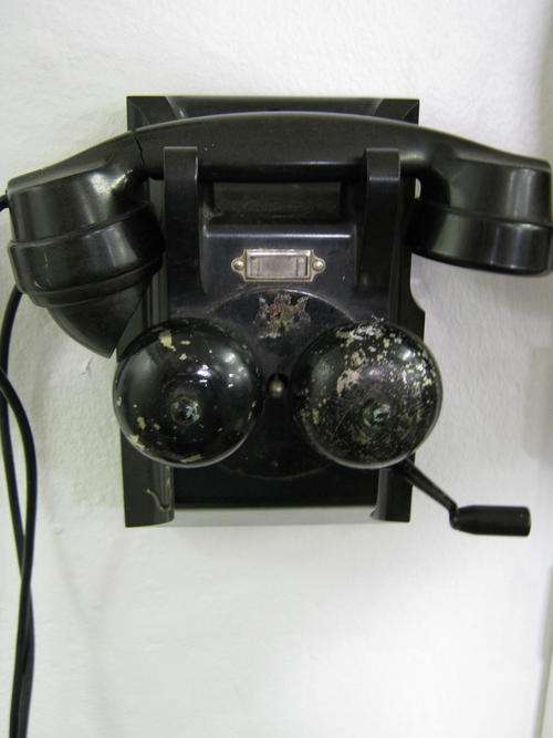 OLD "ERICSSON L.M." CRANK HANDLE WALL PHONE - Handset is cracked otherwise good