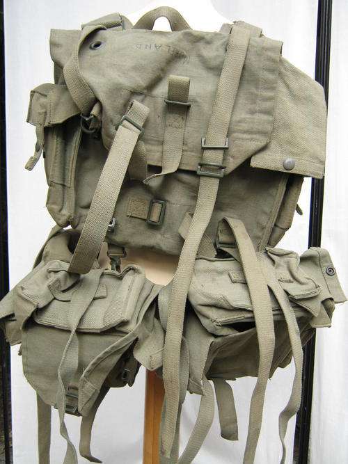 LATE 1970's SADF WEBBING WITH KIDNEY POUCHES & RUCK SACK - One shoulder strap slightly damaged