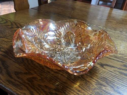 Vintage carnival glass bowl 23 cm diameter