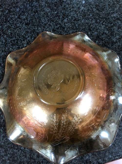 Large carnival glass bowl in Flora Gold/Louisa pattern