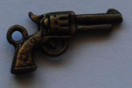 Gun Charm - 21mm - Scrapbooking Embellishment, Crafts or Jewelry