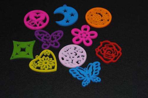 50pcs Mixed Wooden Embellishments - 24mm - Scrapbooking Embellishment, Crafts or Card Making