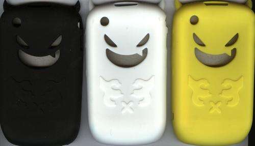 Blackberry Curve 8520 Devil Skin Cover - Black