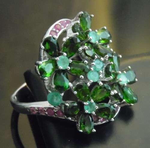 NATURAL CHROME DIOPSIDE, EMERALD, RUBY 925 STERLING SILVER RING (SZ9.5)