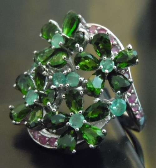 NATURAL CHROME DIOPSIDE, EMERALD, RUBY 925 STERLING SILVER RING (SZ9.5)
