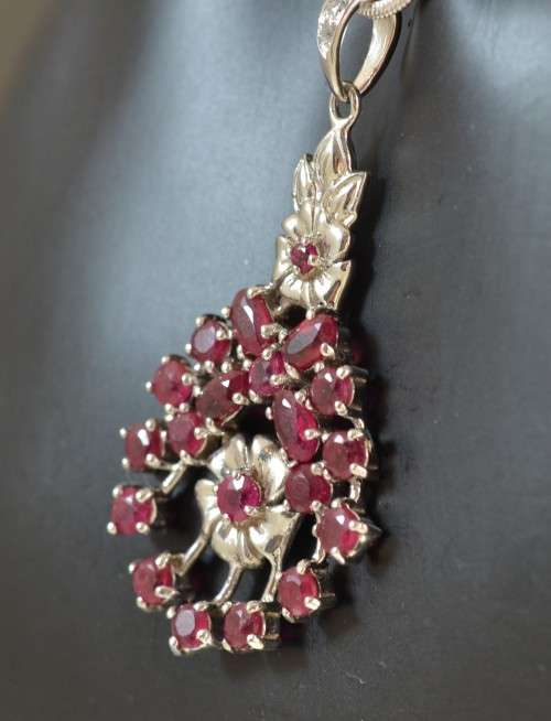 REAL RUBY 925 SILVER PENDANT