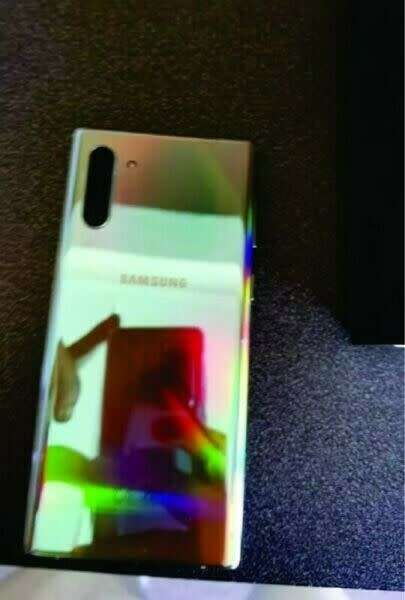 Samsung Note 10 256gb Aura Glow with Fitbit watch and Clear view cover (Needs New Lcd)