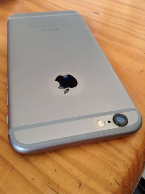 Apple iphone 6  64 gb i