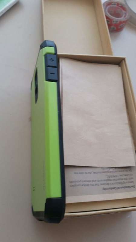 Samsung Galaxy S5 32gb (excellent condition) Like new