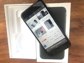 Apple iphone 7  32 gb  excellent condition