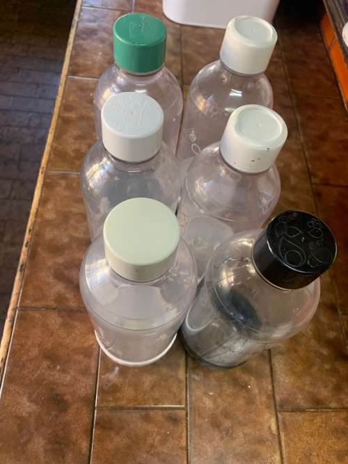 sodastream Soda maker incl two gas bottles and six water bottles
