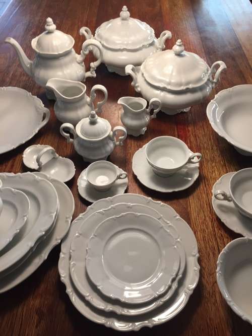 Dinner Service Hutschenreuther ; Sylvia. 3 Purchase Options