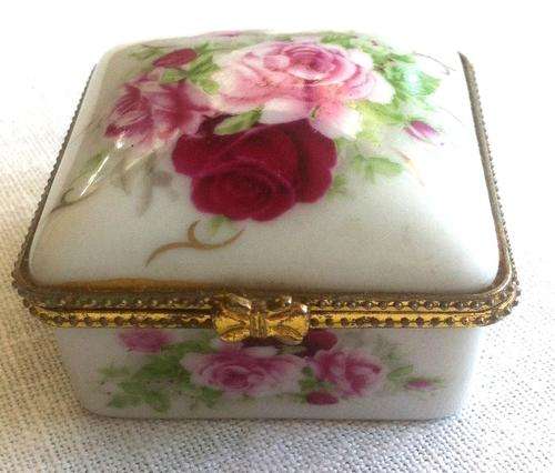 Lovely Rose Porcelain box