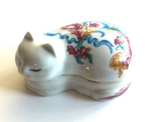 Elizabeth Arden Palais de Versailles Cat Box