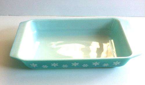 Vintage Pyrex Oven Dish