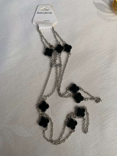 Silver Clover necklace