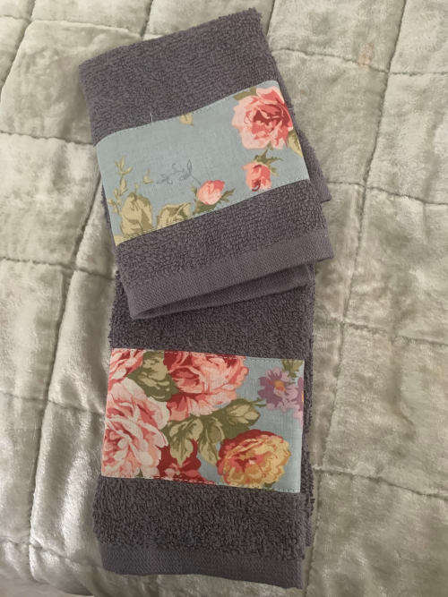 Grey flower Towel set