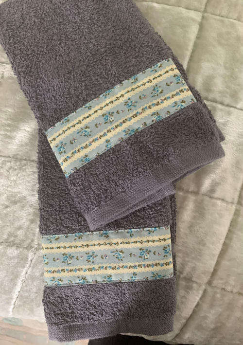 Guest towel