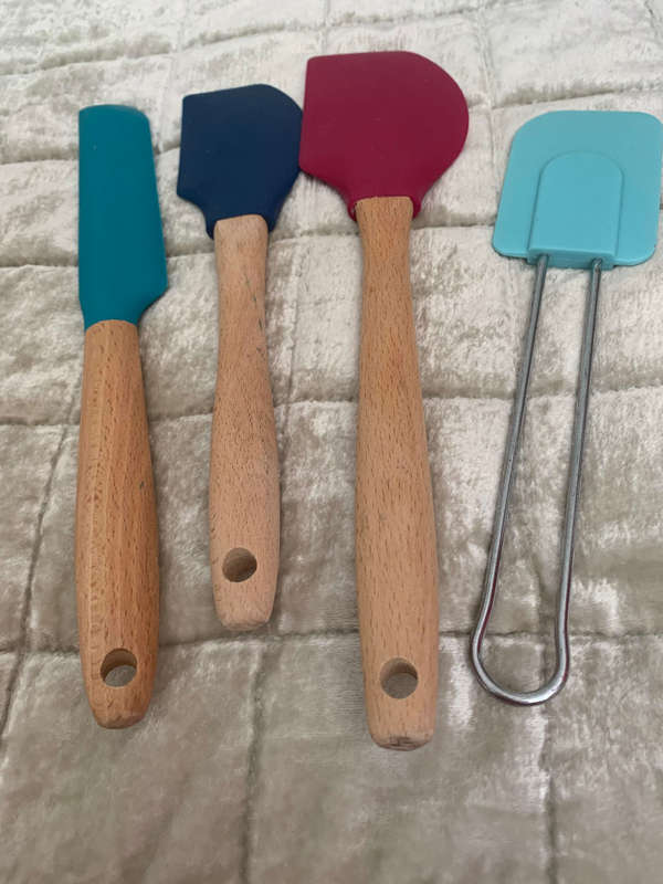 Set of silicone kitchen tools