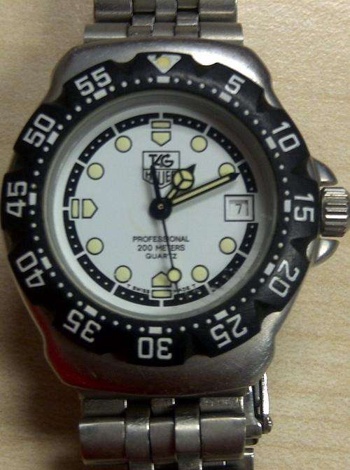 Tag Heuer Professional 200m Ladies Watch
