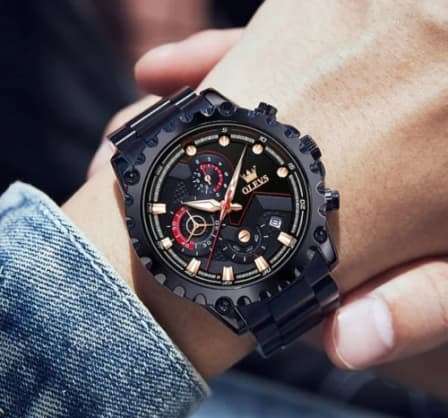 $$$CRAZY R1 BARGAIN$$$ Olevs Designer Chronograph Watch Brand New in Box